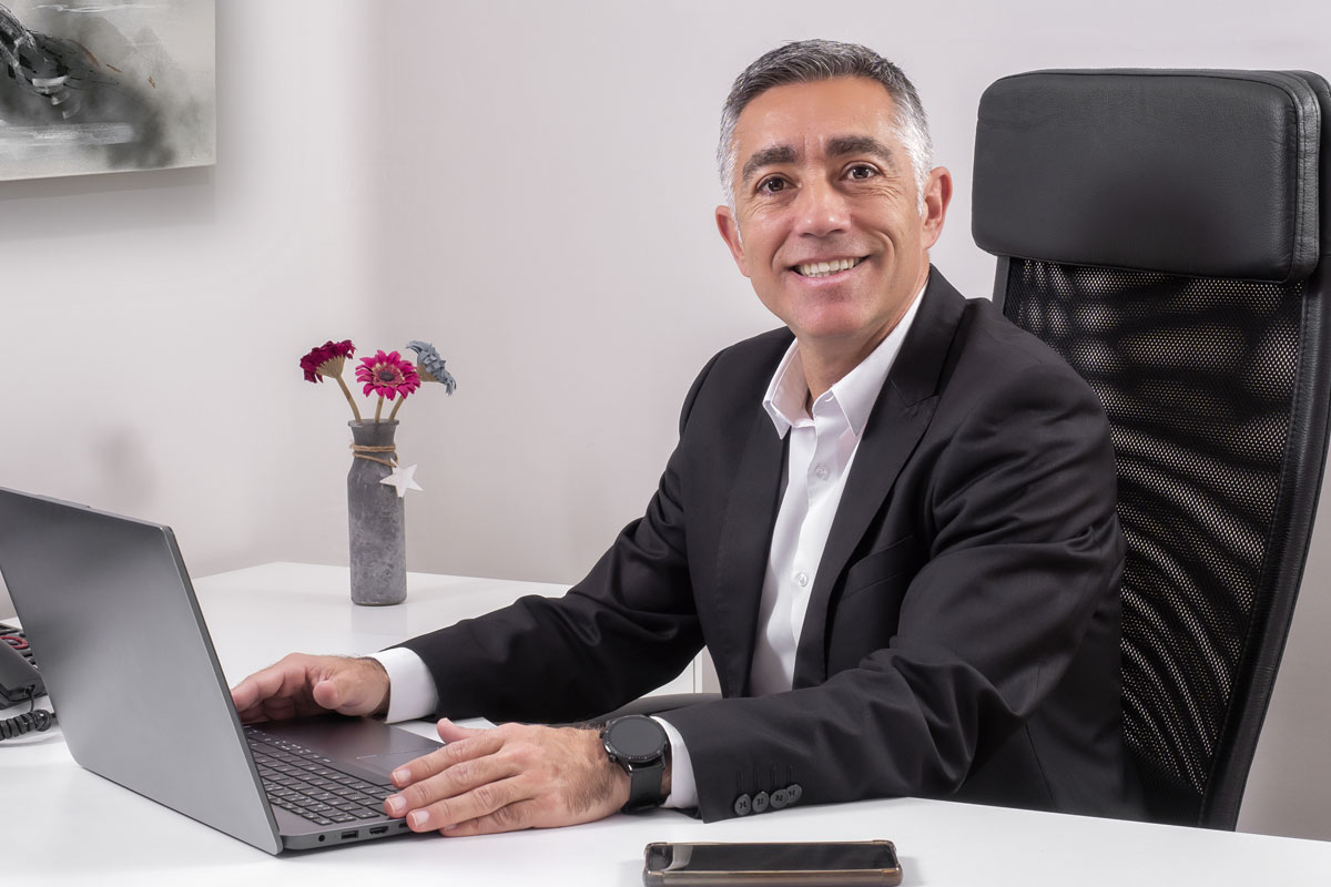 Uno de los profesionales de Aserlan, asesoría integral